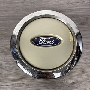 2003 - 2006 OEM Ford F-150 Expedition Wheel Center‎ Cap Silver Beige
